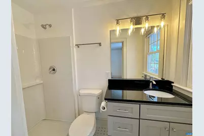 1732 West Main St, Waynesboro, VA 22980 - Photo 9
