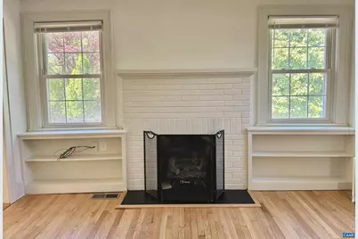 1732 West Main St, Waynesboro, VA 22980 - Photo 3