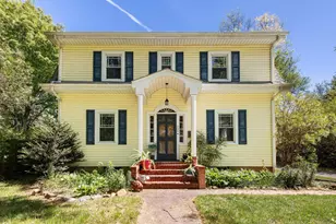 908 Woodrow Ave, Waynesboro, VA 22980 - Photo 1