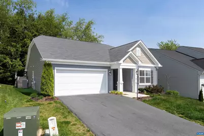 241 Vine St, Waynesboro, VA 22980 - Photo 3