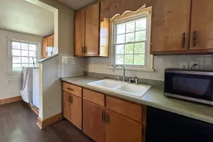 681 Sherwood Ave, Waynesboro, VA 22980 - Photo 7