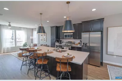 245 Cheshire Ln, Waynesboro, VA 22980 - Photo 3