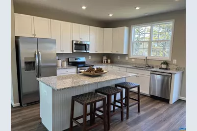 241 Cheshire Ln, Waynesboro, VA 22980 - Photo 1