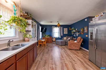 201 Park Blvd, Staunton, VA 24401 - Photo 7