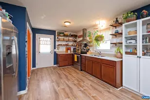 201 Park Blvd, Staunton, VA 24401 - Photo 5
