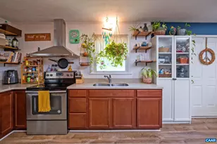 201 Park Blvd, Staunton, VA 24401 - Photo 3