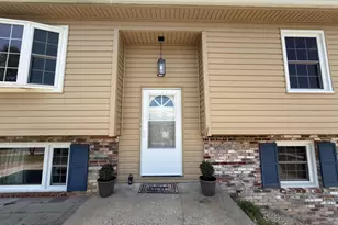 665 Gloria Pl, Staunton, VA 24401 - Photo 3