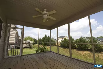 121 Bryant Dr, Waynesboro, VA 22980 - Photo 5