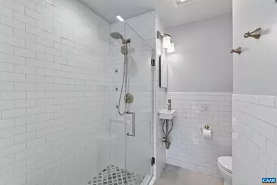 433 N Winchester Ave, Waynesboro, VA 22980 - Photo 37