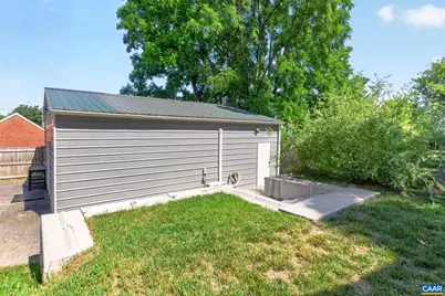 433 N Winchester Ave, Waynesboro, VA 22980 - Photo 57