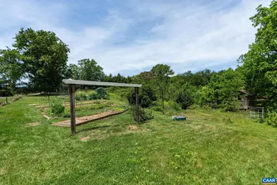 542 Buttermilk Spring, Staunton, VA 24401 - Photo 5