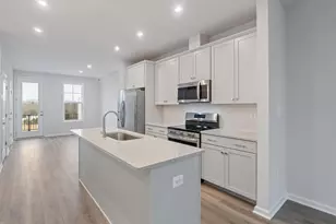 291 Crowninshield Ct, Waynesboro, VA 22980 - Photo 5