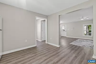 629 Baptist St, Staunton, VA 24401 - Photo 17