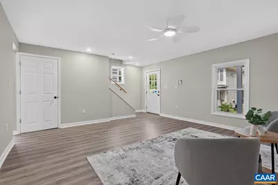 629 Baptist St, Staunton, VA 24401 - Photo 9