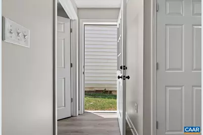 629 Baptist St, Staunton, VA 24401 - Photo 19