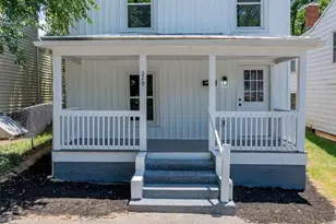 629 Baptist St, Staunton, VA 24401 - Photo 5