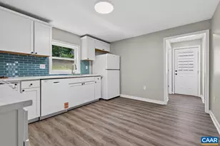 629 Baptist St, Staunton, VA 24401 - Photo 13