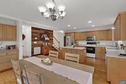 304 Grove Ave, Waynesboro, VA 22980 - Photo 11