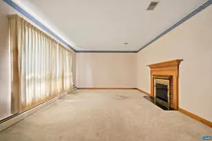1393 Pleasant View St, Staunton, VA 24401 - Photo 5