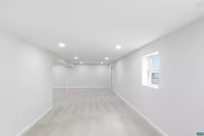 416 Woodland Cir, Waynesboro, VA 22980 - Photo 17