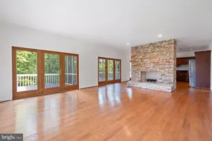370 S River Landing Rd, Edgewater, MD 21037 - Photo 7