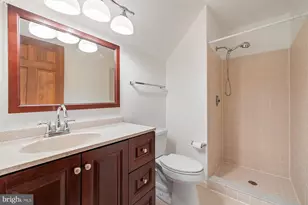 370 S River Landing Rd, Edgewater, MD 21037 - Photo 37