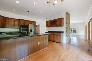 370 S River Landing Rd, Edgewater, MD 21037 - Photo 11