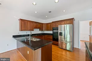 370 S River Landing Rd, Edgewater, MD 21037 - Photo 13
