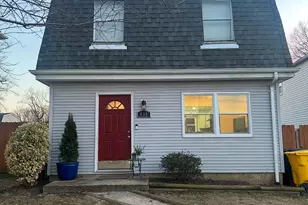 419 Highland Dr, Edgewater, MD 21037 - Photo 1