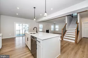 7508 Blue Sun Dr, Glen Burnie, MD 21060 - Photo 17