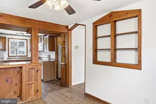 652 Chapelview Dr, Odenton, MD 21113 - Photo 11