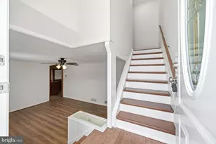 652 Chapelview Dr, Odenton, MD 21113 - Photo 3