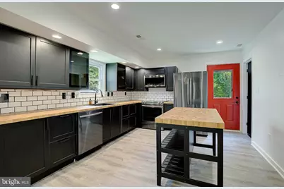 5645 Battee Drive, Churchton, MD 20733 - Photo 13