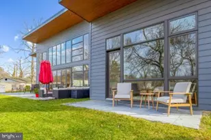 308 Cockey Dr, Pasadena, MD 21122 - Photo 3