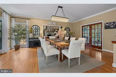 301 Sturtons Lane, Pasadena, MD 21122 - Photo 5