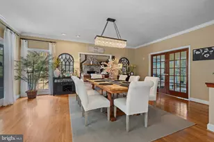 301 Sturtons Ln, Pasadena, MD 21122 - Photo 5