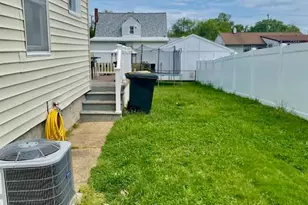 404 Carl Ave, Linthicum Heights, MD 21090 - Photo 3