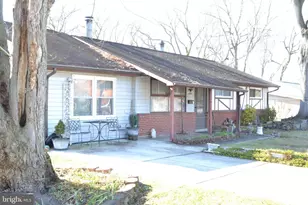 1241 Duke Ln, Odenton, MD 21113 - Photo 3