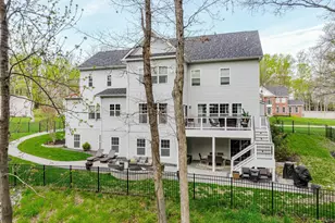 927 Heatherfield Ln, Millersville, MD 21108 - Photo 3