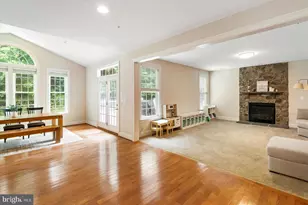 8306 Carli Ct, Millersville, MD 21108 - Photo 23