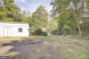 349 Arbutus Dr, Edgewater, MD 21037 - Photo 59