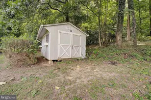 349 Arbutus Dr, Edgewater, MD 21037 - Photo 57