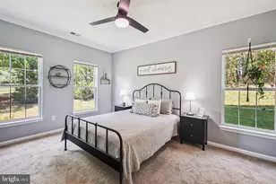 2406 Chestnut Terrace Ct, Odenton, MD 21113 - Photo 25