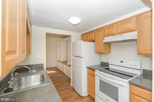 1822 Foxdale Ct, Crofton, MD 21114 - Photo 13