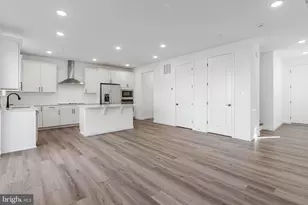 5722 Howard Dr, Glen Burnie, MD 21061 - Photo 5
