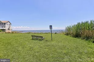 7821 Bodkin View Dr, Pasadena, MD 21122 - Photo 35