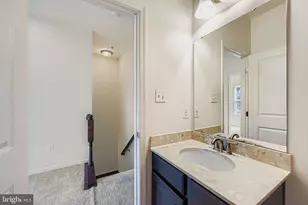 7296 Dorchester Woods Ln, Hanover, MD 21076 - Photo 21