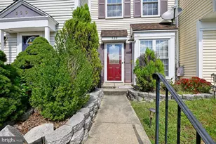 520 Bend Circle Rd, Glen Burnie, MD 21061 - Photo 3