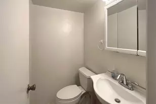 462 Long Towne Ct, Glen Burnie, MD 21061 - Photo 9