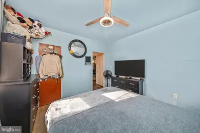 205 Camrose Avenue, Baltimore, MD 21225 - Photo 17